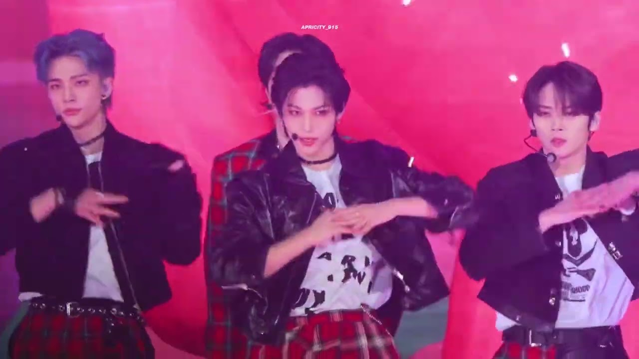 221224 가요대전 스트레이 키즈 필릭스 직캠 ‘Christmas EveL+Case 143’ (STRAY KIDS FELIX FANCAM )