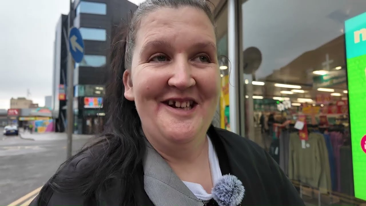 Blackpool Town, Shopping and Pass the Parcel