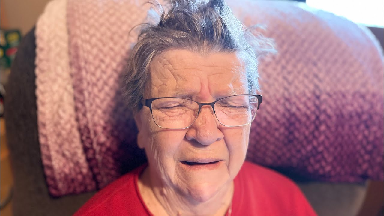 ANGRYGRANDMA’S Boyfriend Break Up?