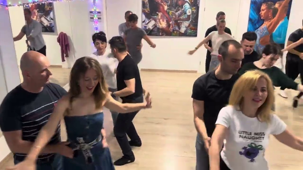 Srednja napredna u terminu utorak/četvrtak od 21:30 do 22:30