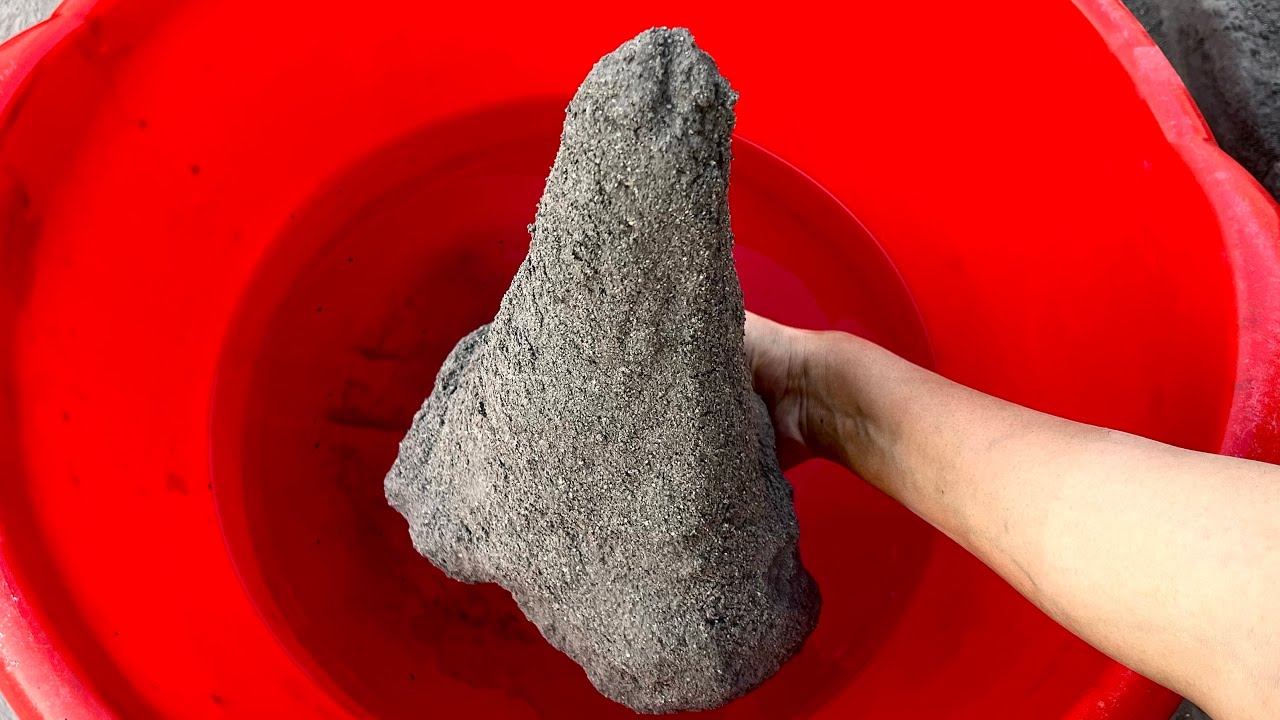 New || Mountain 🏔️ Series (Part 4) Black Sand Mountains crumbling and dipping in Water ASMR 