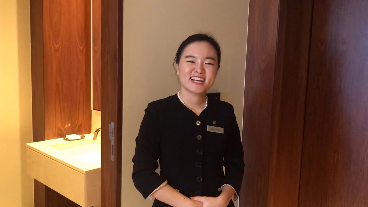 JW Marriott Marquis hotel|Dubai|Room tour|Corner Suite| Breakfast Tour|Pool view|T and AJ Adventures