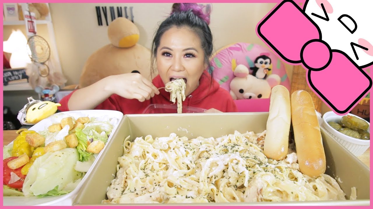 CREAMY CHICKEN ALFREDO PASTA | MUKBANG