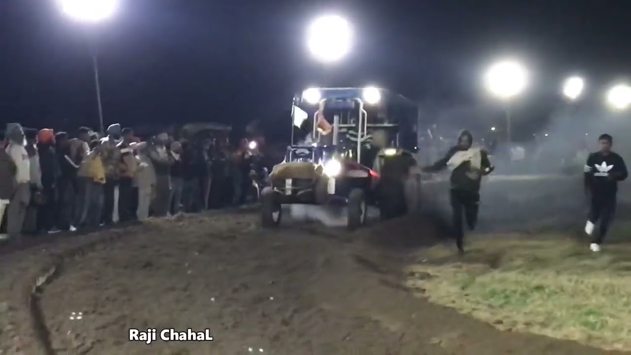 Farmtrac 6055 Tractor Tavian Muqabla Kalakh Majri - Ludhiana 12x12