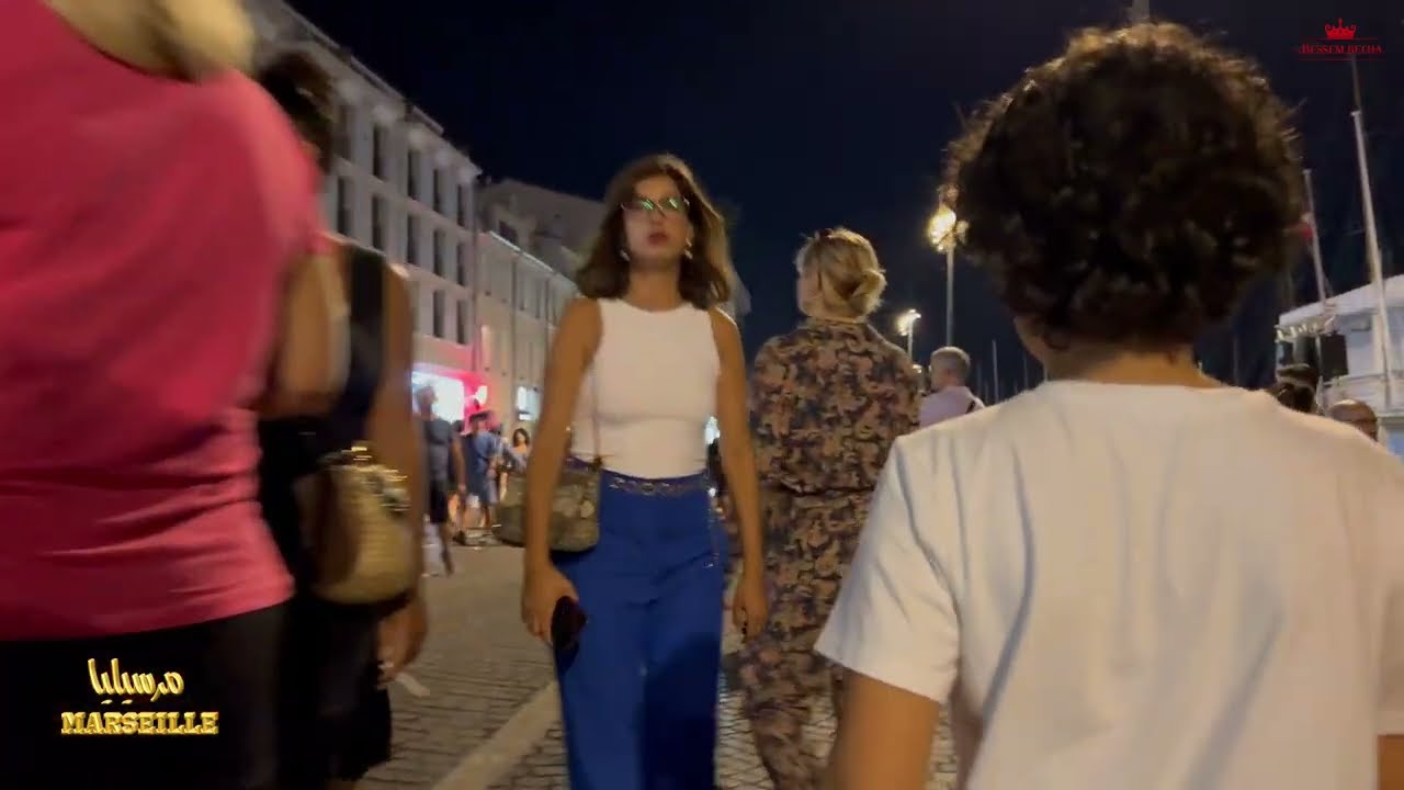 Un tour à Marseille France  جولة في مدينة مرسيليا الفرنسية 02