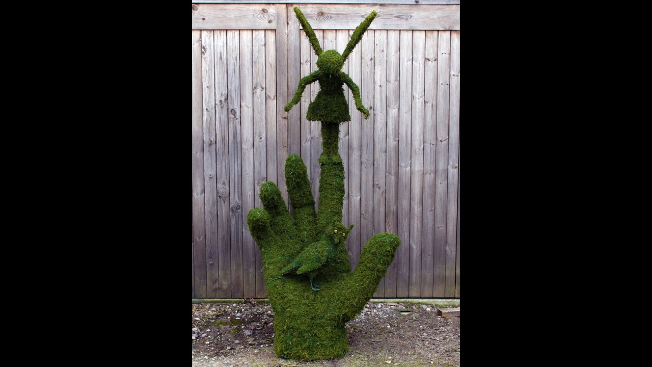 Topiary Hedge Art Sculpting For Events UK