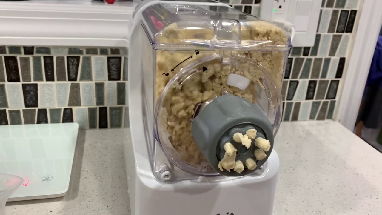 Making Pasta with Starfrit pasta maker