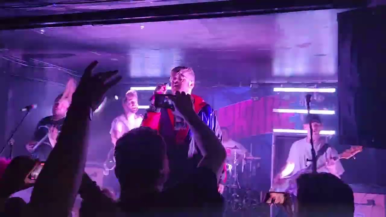 Dreamwake - Memories (Live HD)
