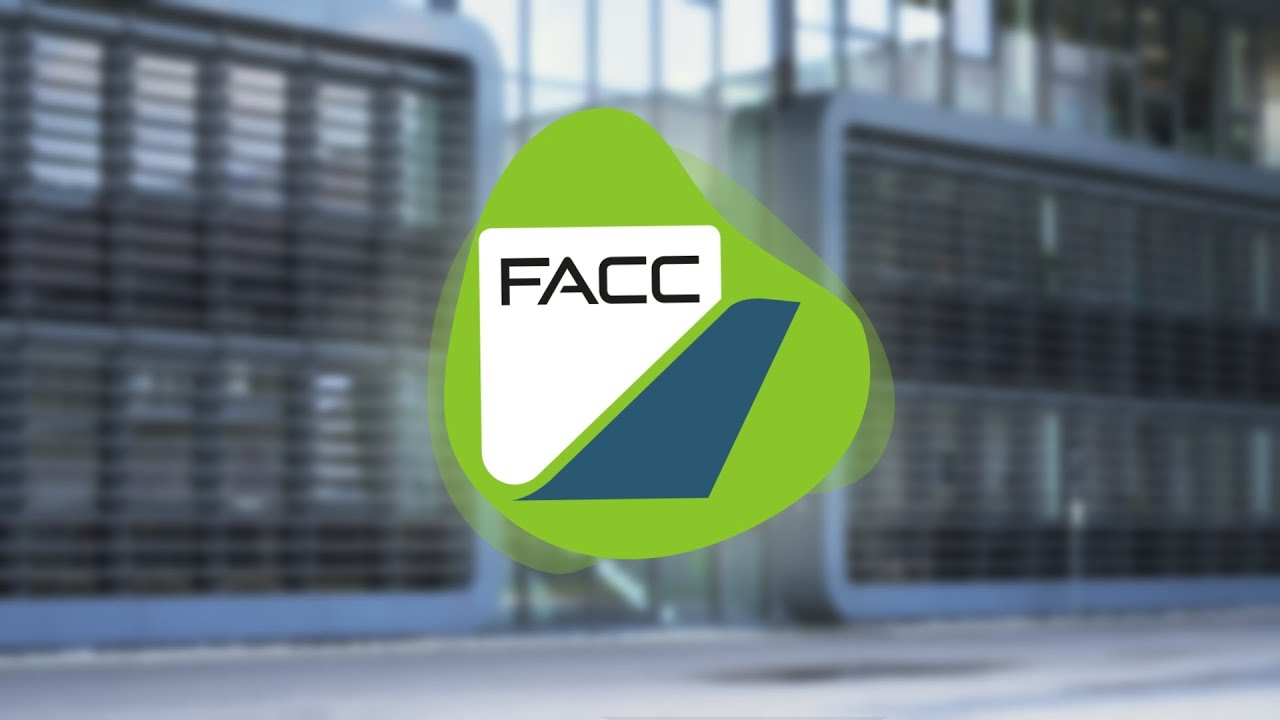 Rundgang durch FACC | karriere.at