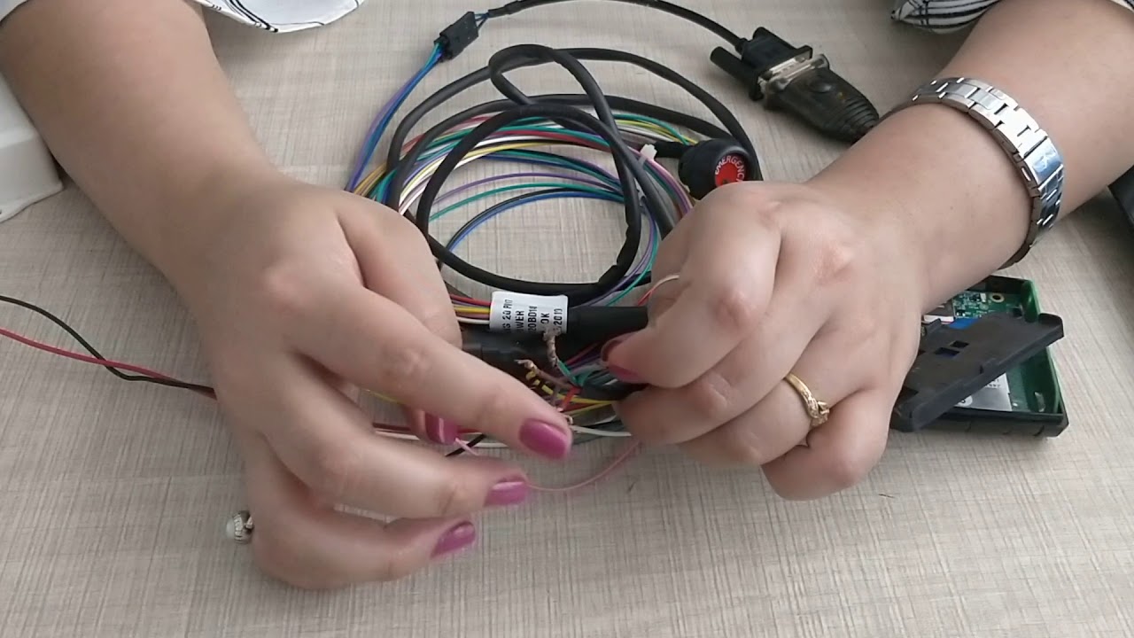 CANiQ IN (AIS140) device Interfacing with Panic button