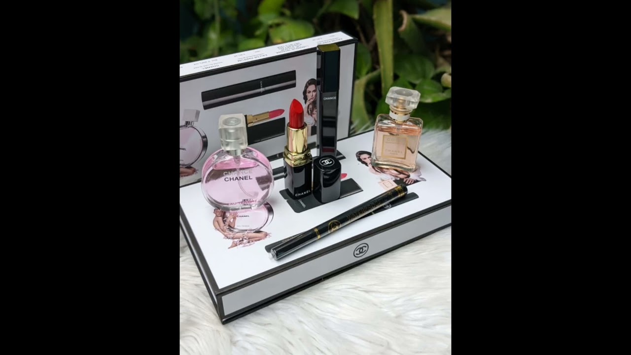 Luxury Unboxed: Discovering the Chanel 5-in-1 Gift Set Makeup Perfume Box!