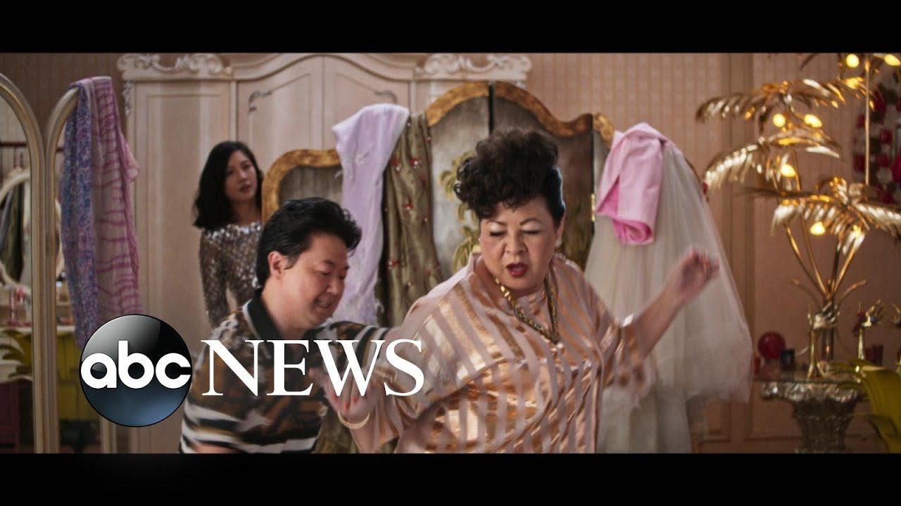 'Crazy Rich Asians' blows up the weekend box office