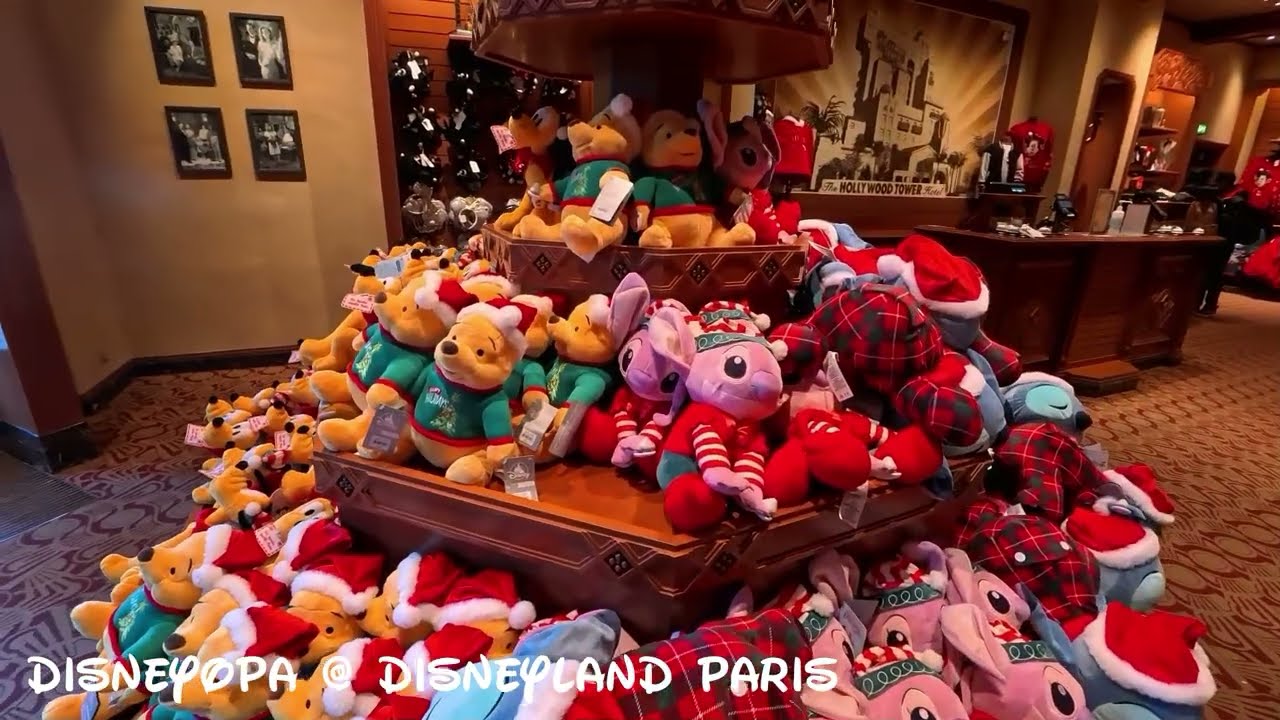 SHOP WALK THROUGH - TOWER HOTEL GIFTS - Disneyland Paris - DisneyOpa