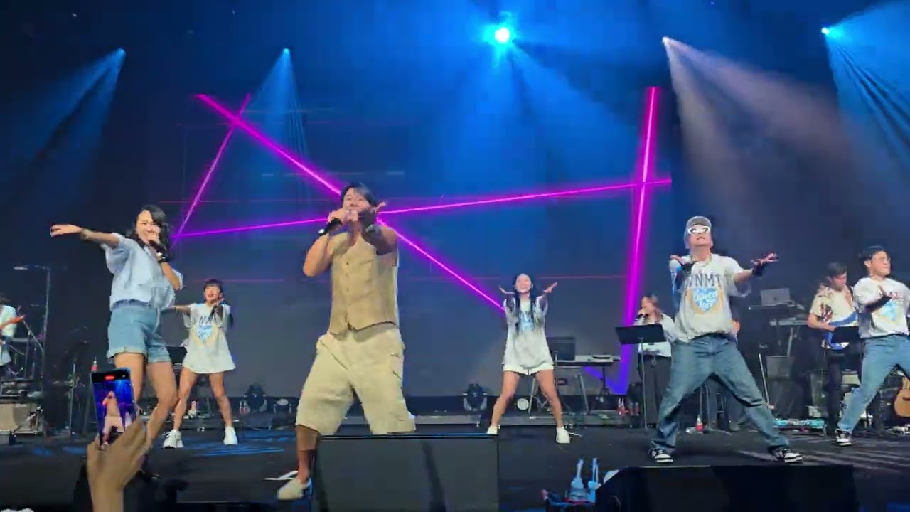 이재훈, 유리와 함께한 '슬퍼지려 하기 전에' live #LA