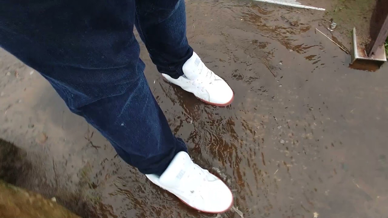 DC Court Graffik -  Wet & Muddy