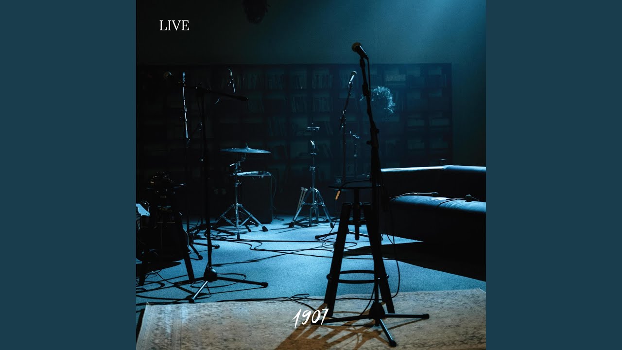 &Icirc;ntr-o iesle (Live)
