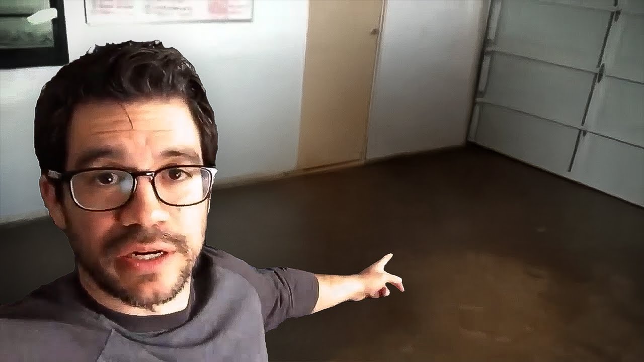 У него большие проблемы