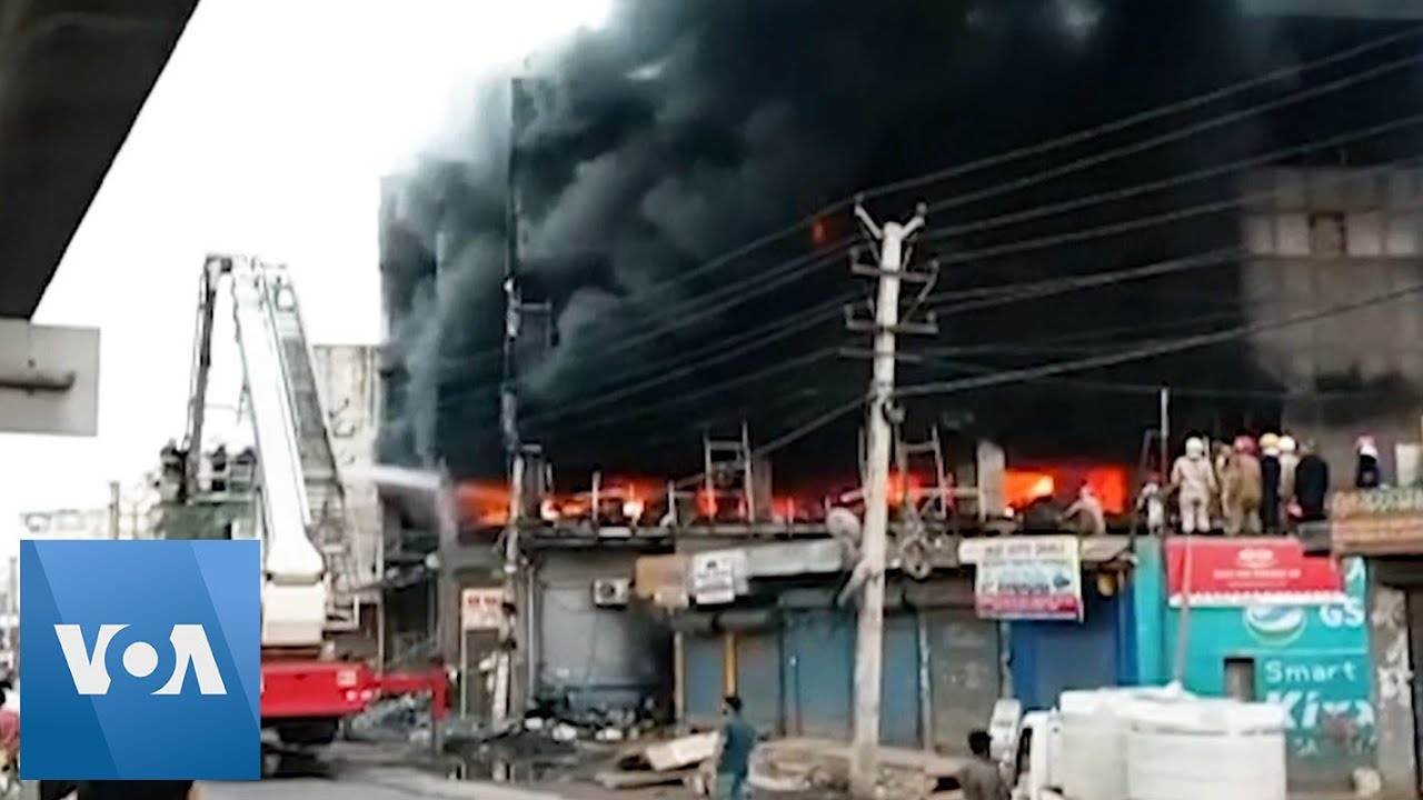 Fire in New Delhi Building Kills at Least 26