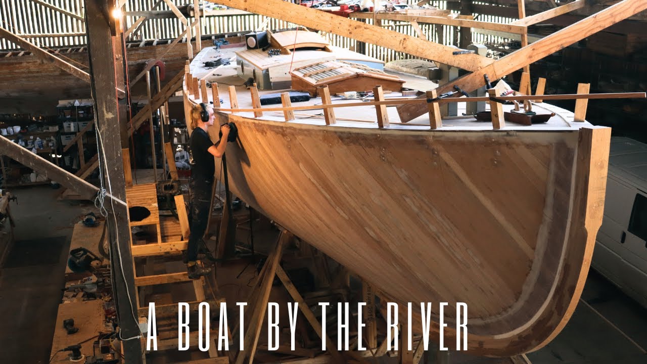 Fibreglassing the deck/how to use Peel ply?! Fairing the hull of our 40ft wooden sailing boat (EP59)