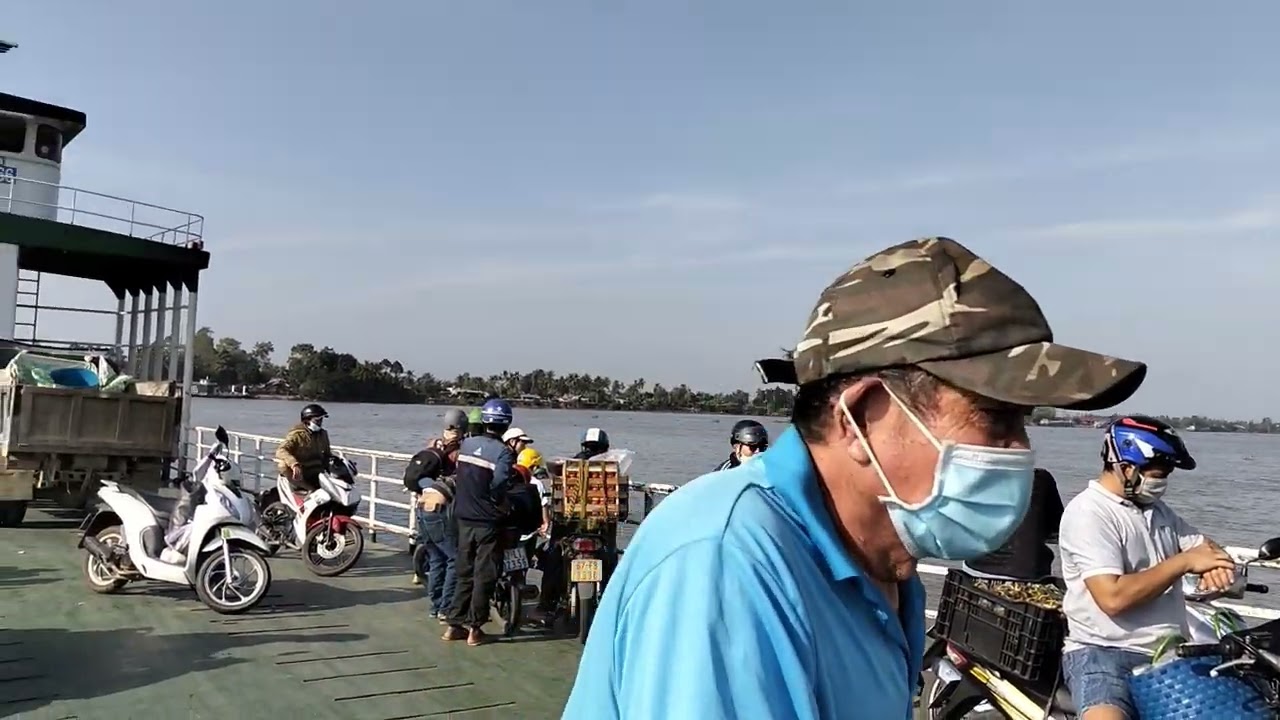 Phong cảnh bến phà chợ thủ 