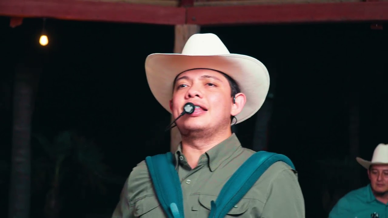 Grupo Solicitado - Mi Amor Por Ti (En Vivo)