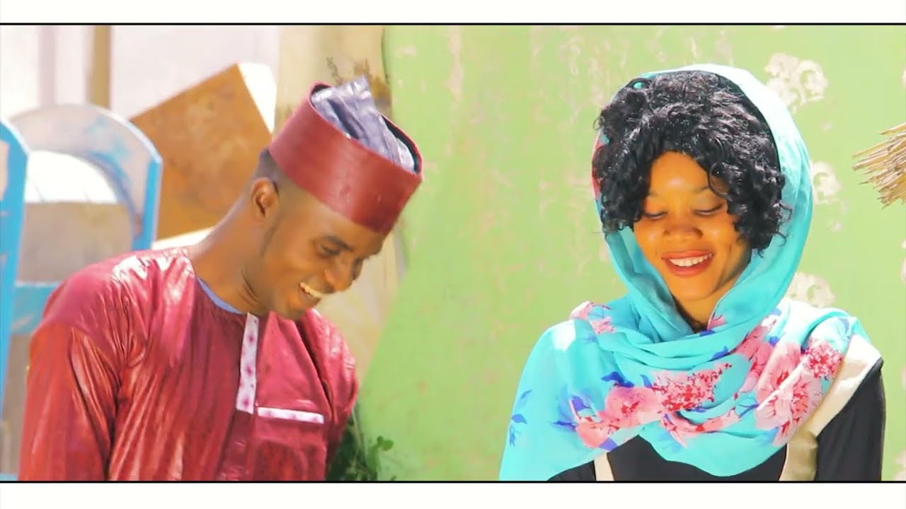 Mahamat weezy et Fati Tifa  - Ana manidora zalki C R A compagnie Al abbasia movies (officiel vidéo)