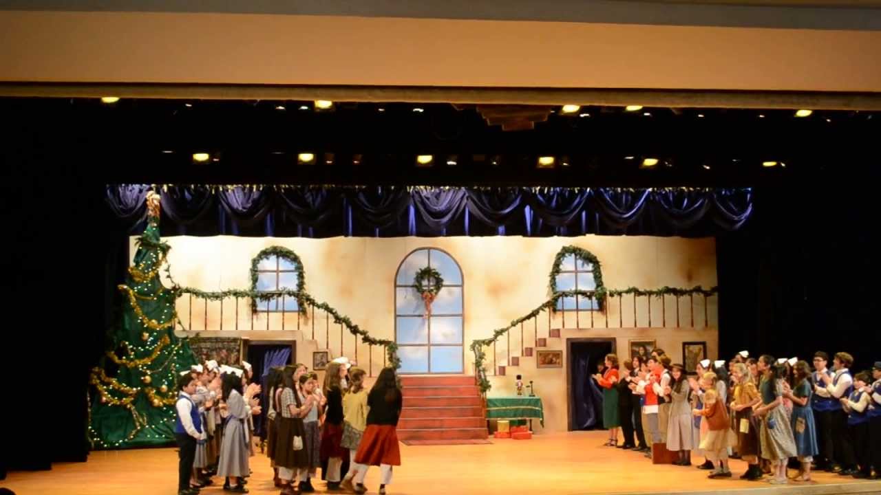Annie Curtain Call In a Standing Ovation ( May 17th 2013  TAS MS Musical)