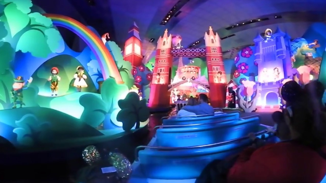 IT'S SMALL WORLD DISNEYLAND PARIS 360