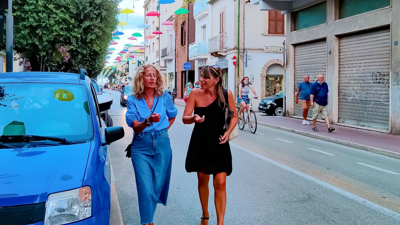 NICE EVENING. GIULIANOVA. Italy - 4k Walking Tour around the City - Travel Guide. #Italy