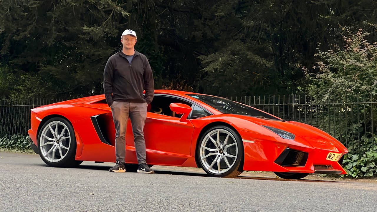 Why I Drive a £120,000 Lamborghini Aventador LP700-4