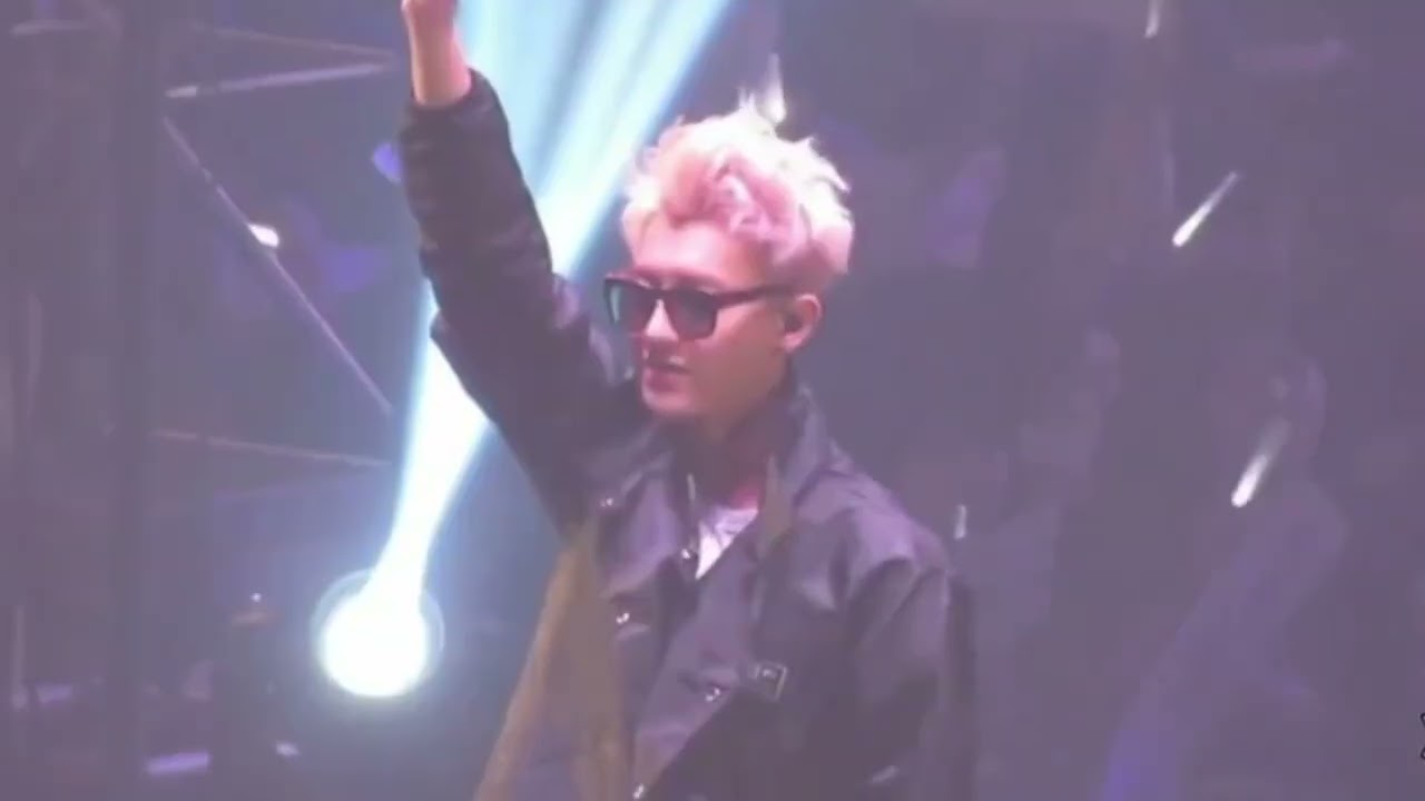 每看一次黃子韜在exo的最後一場演唱會，是都會心碎的程度！#黃子韜#exo#演唱會#sm#娛樂評論大