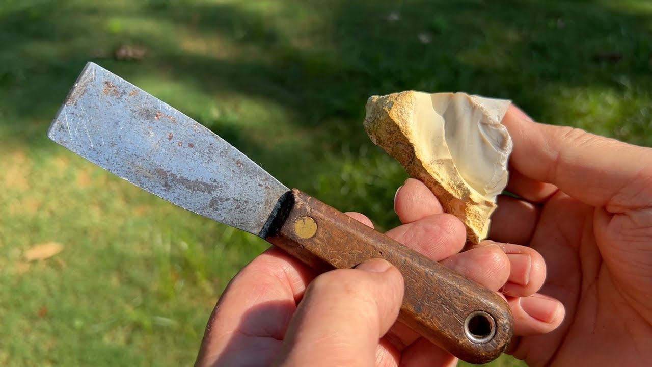 How To Flint And Steel w/ Chert And Putty Knife