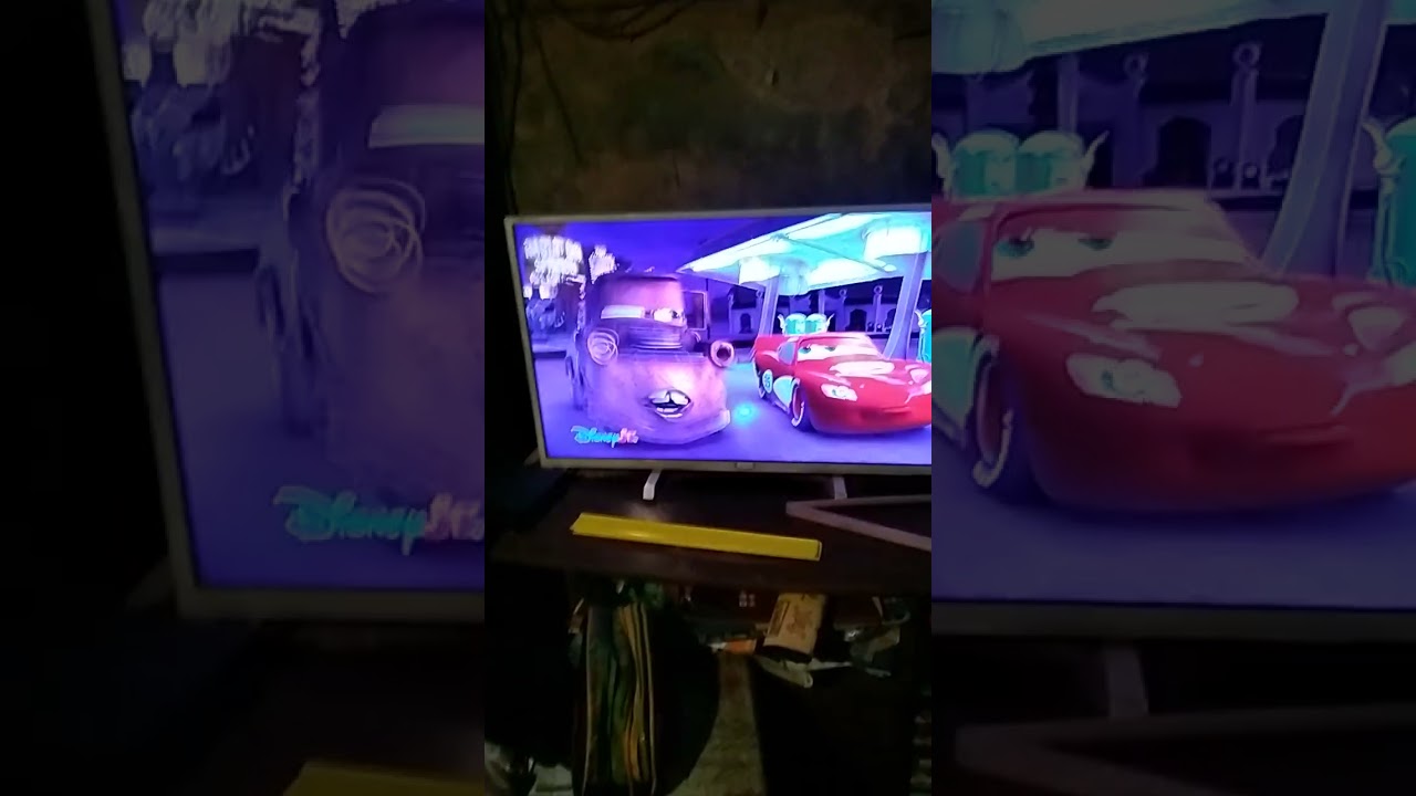 Cars toon en Disney junior argentina