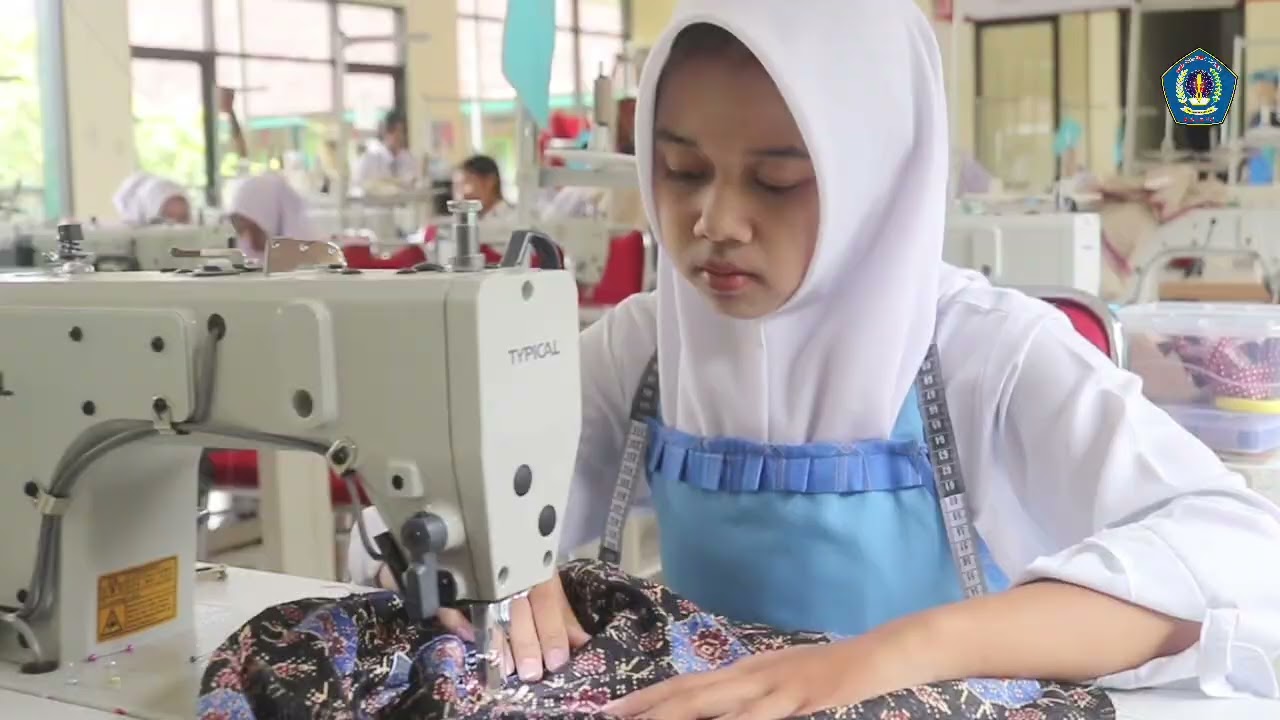 TRANSFORMASI VEST MENJADI TAS