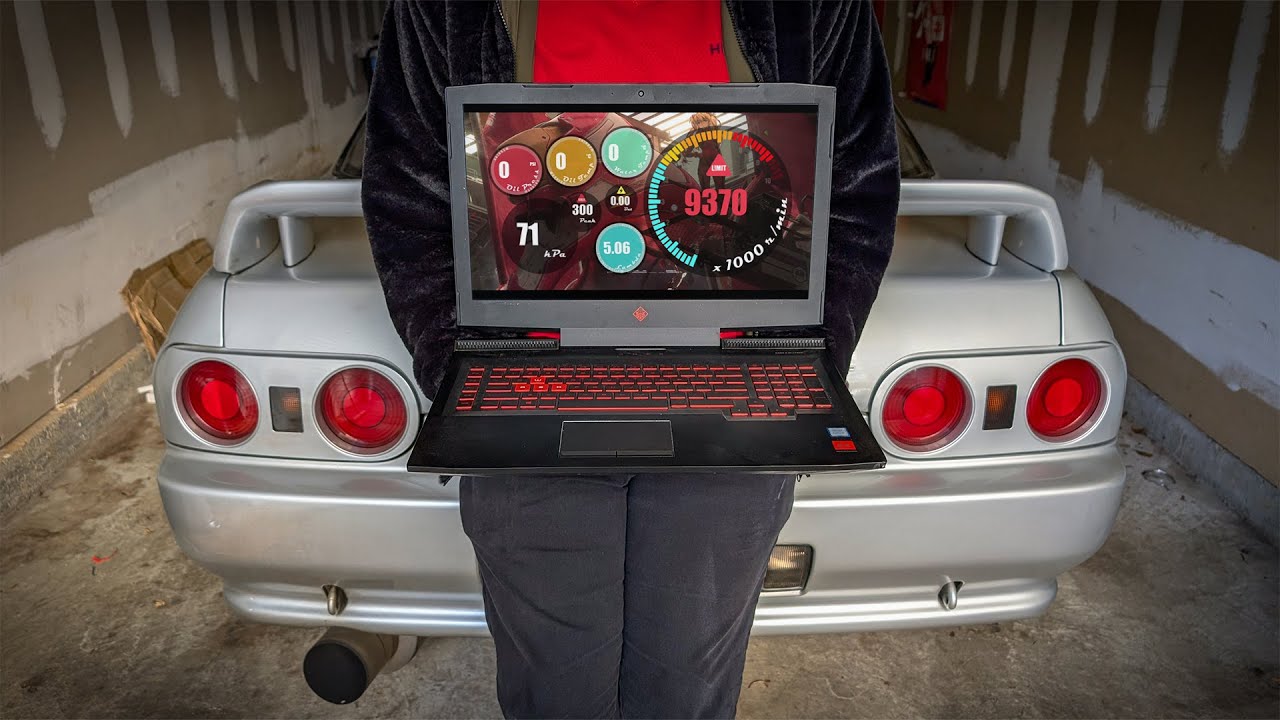 I programmed a digital dash for my GT-R