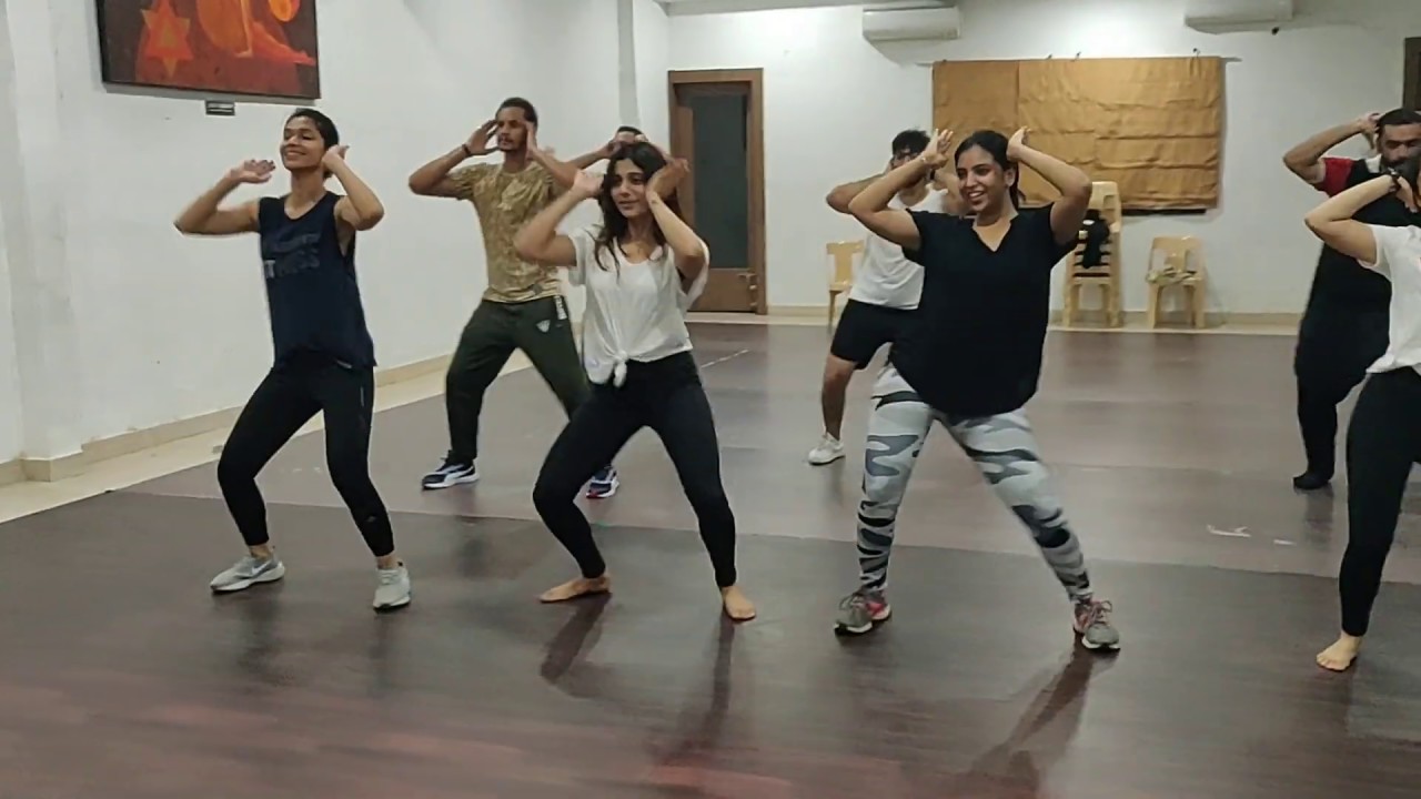 KAMARIYA | DANCE COVER | Mitron