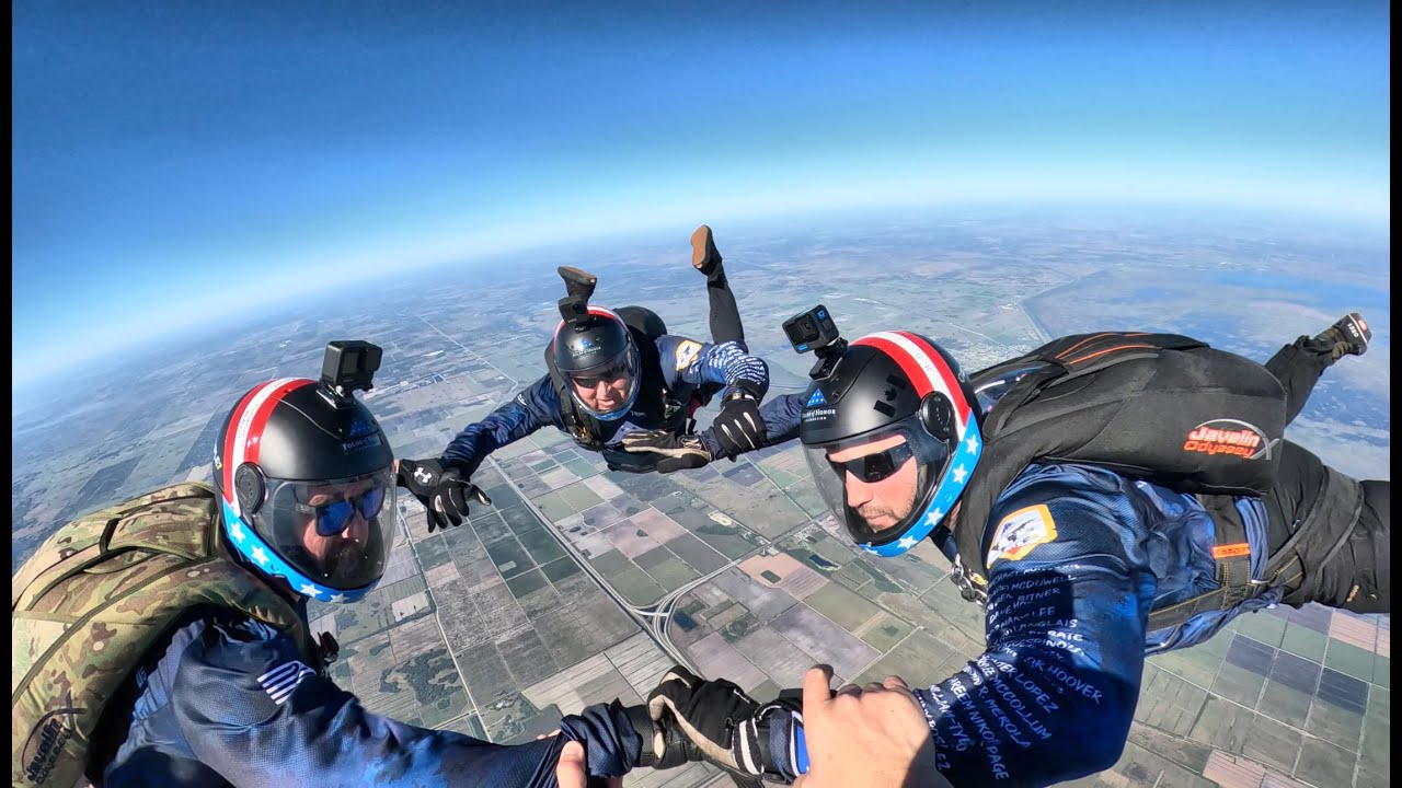 Skydiving over Miami from 13,000 ft - 777 expedition location 3