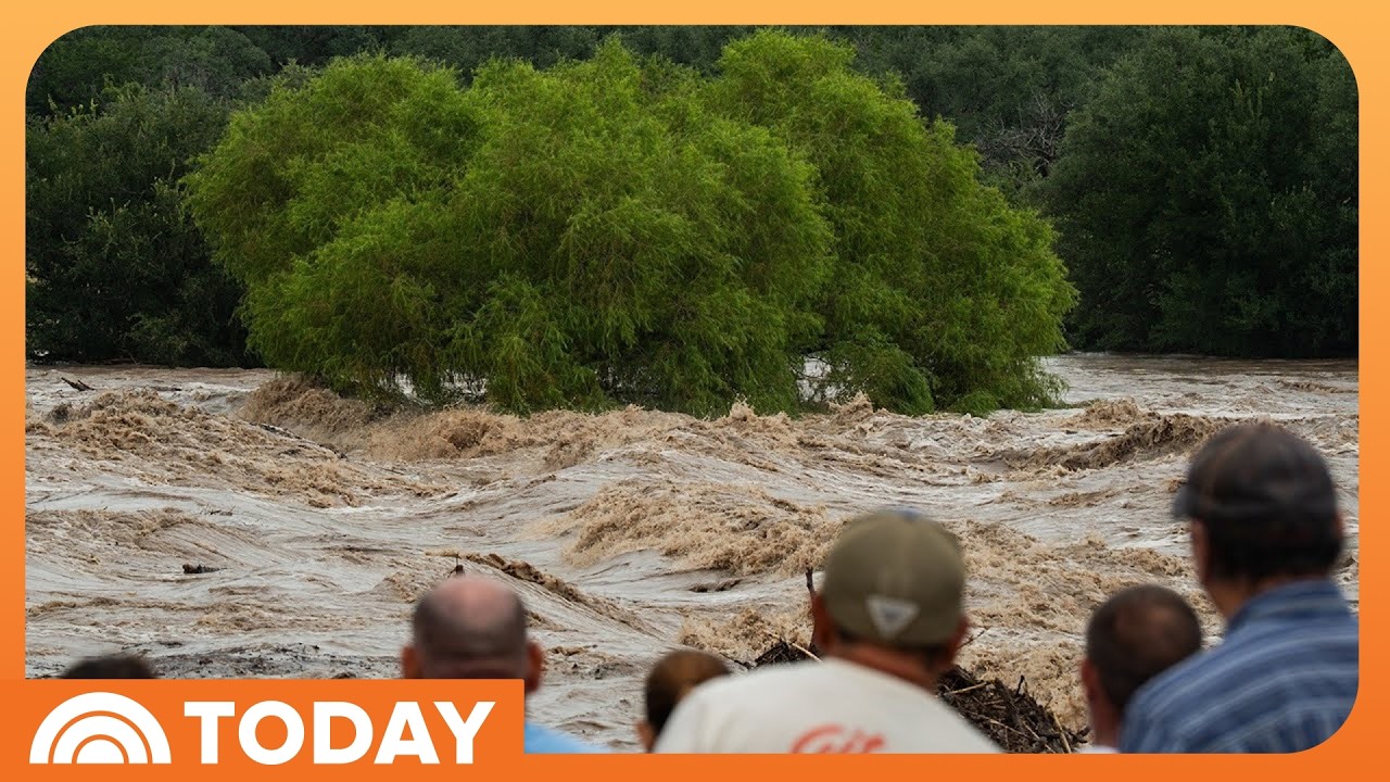 Severe Flooding in Texas Leaves 2 Dead; More Floods Expected