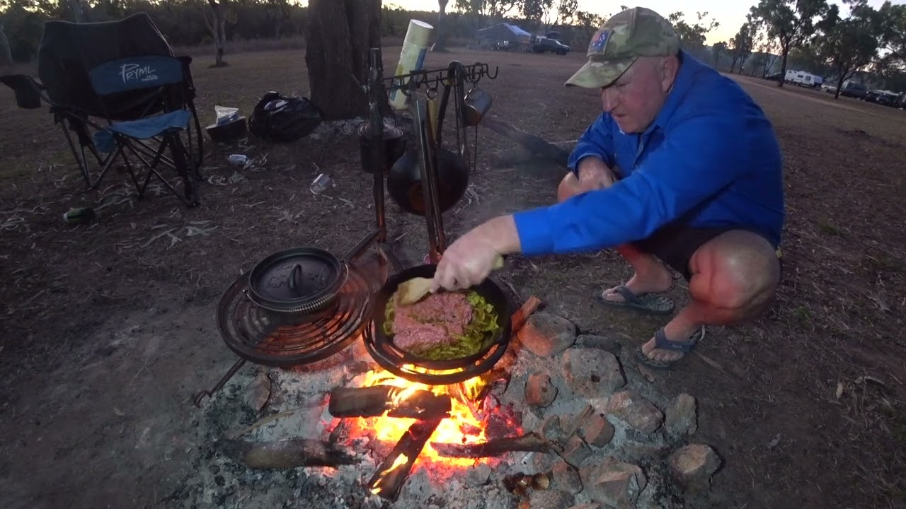 Curried mince and rice cooked over fire using the Aussie Campfire Kitchen #aussiecampfirekitchens