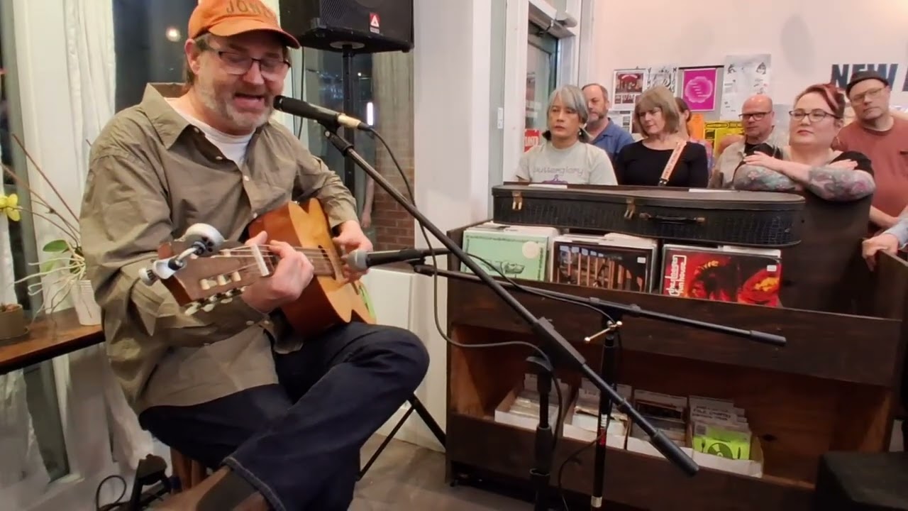 Greg Cartwright: Acoustic set at Chaz's Bull City Records