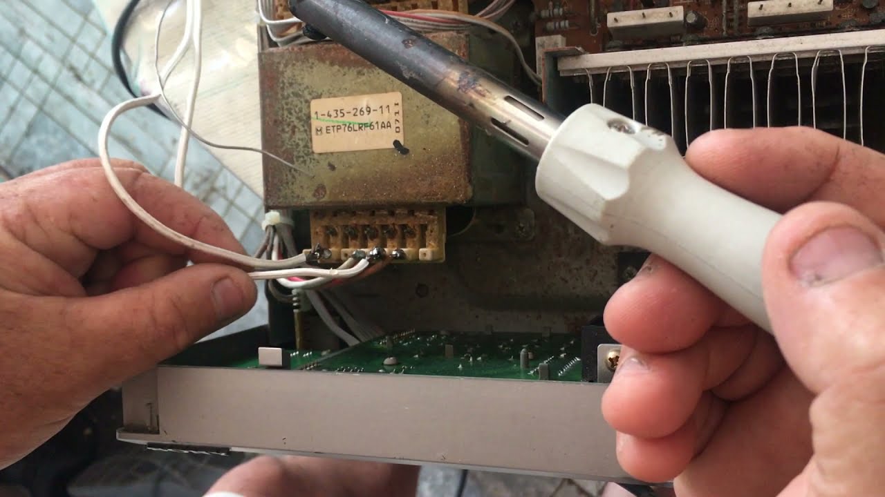 AMPLIFICADOR SONY , INSTALANDO VENTILADOR .