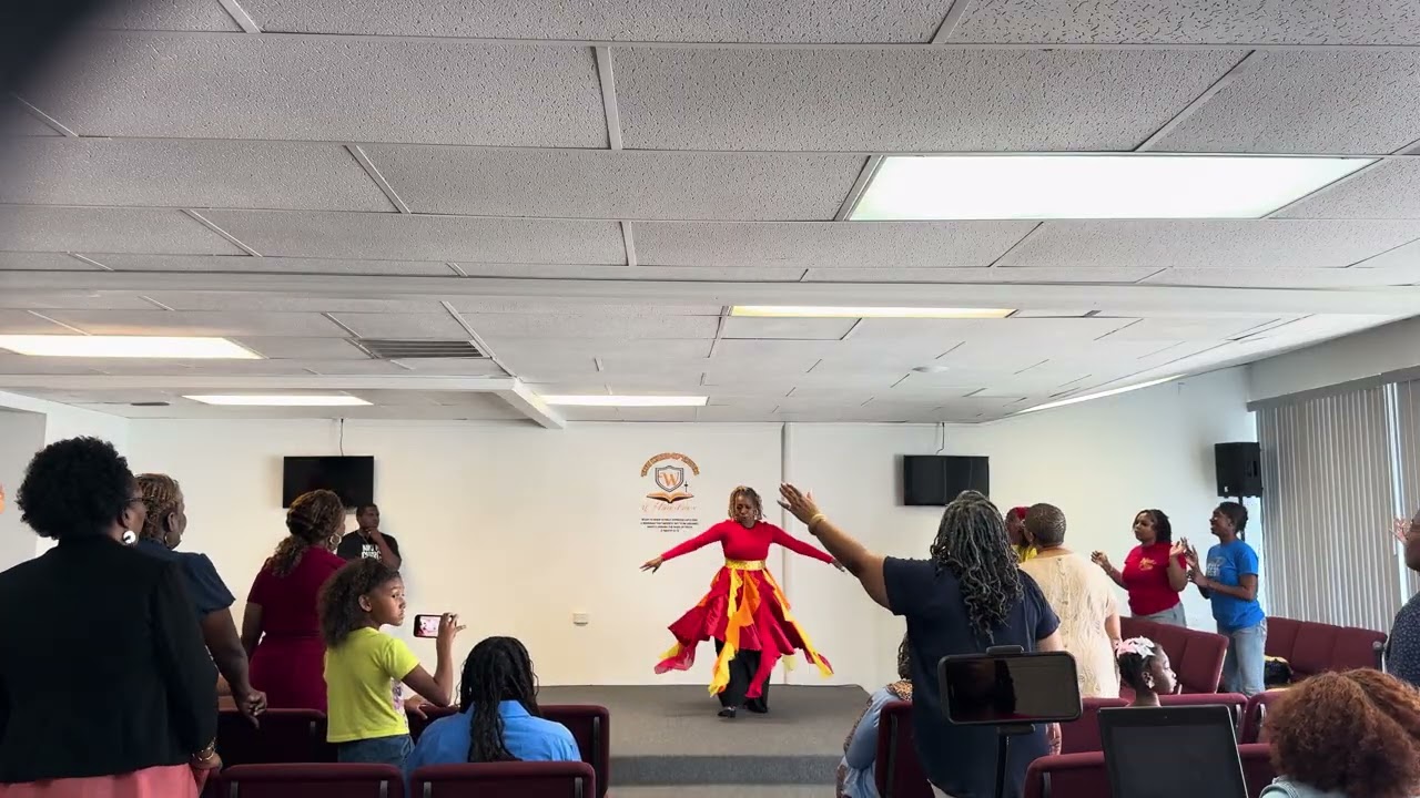 Praise Dance Have your way Fantasia and Yahweh Moment Campus Rush Music