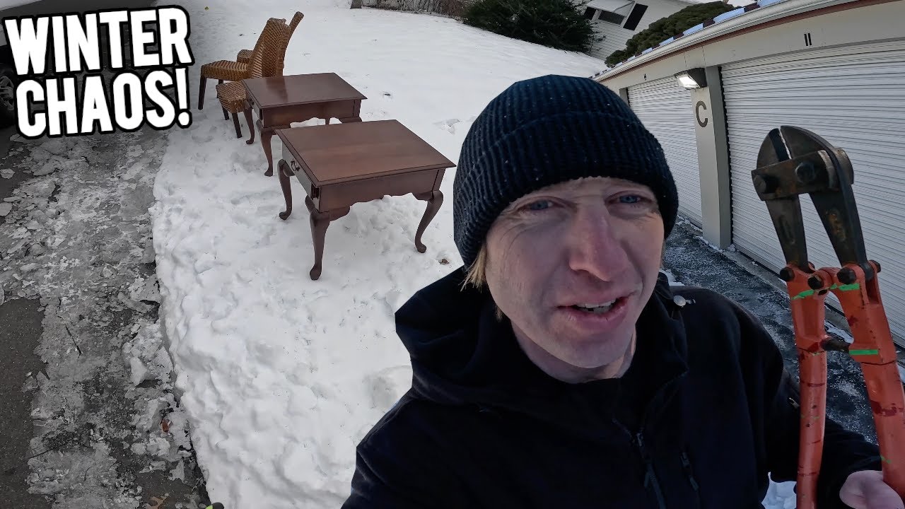 Trash Picking Haul & Breaking Into My Own Storage (Winter CHAOS Continues)