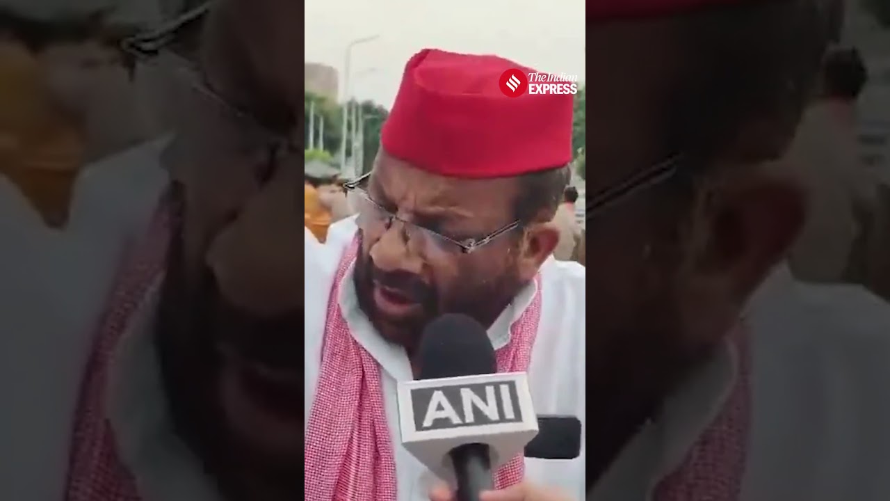 SP MLA Cycles to UP Assembly, Targets BJP Over Ram Temple & E20