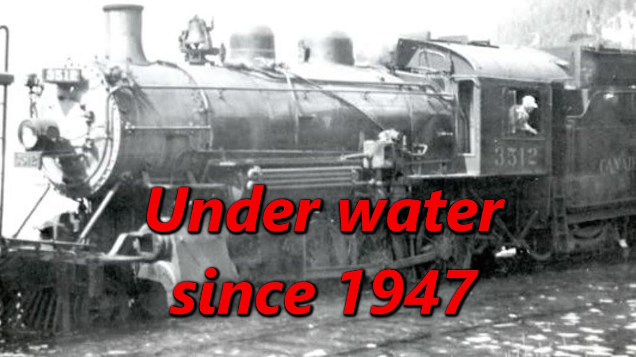 Slocan Lake's GHOST TRAIN 🚂 The Wreck CPR 3512 🚂 History in the Dark