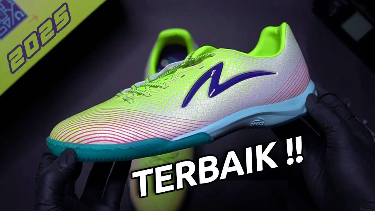 5 Rekomendasi SEPATU FUTSAL Terbaik 2025, Seri TERBARU Harga MURAH!