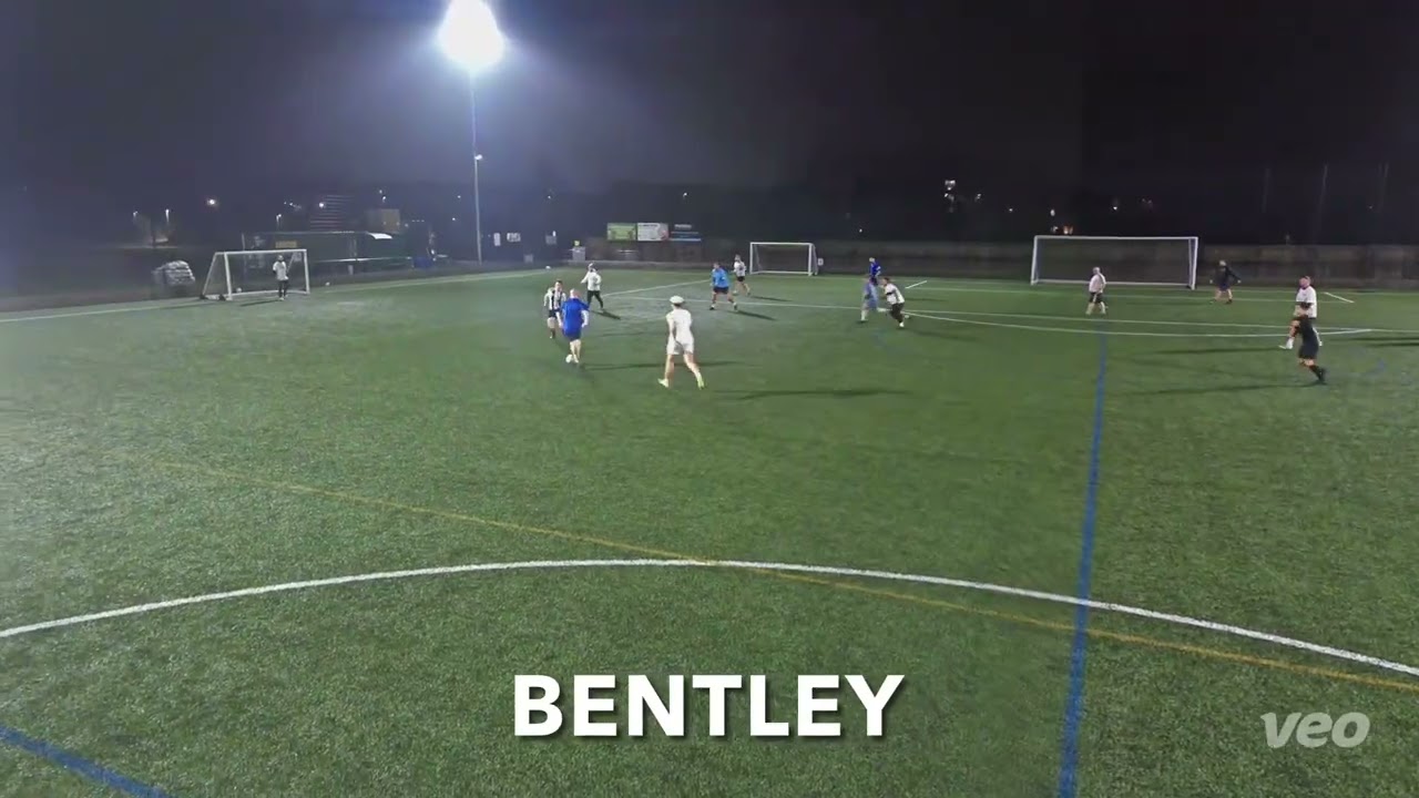 FootballXL - Matchday 13 - Blues vs Whites