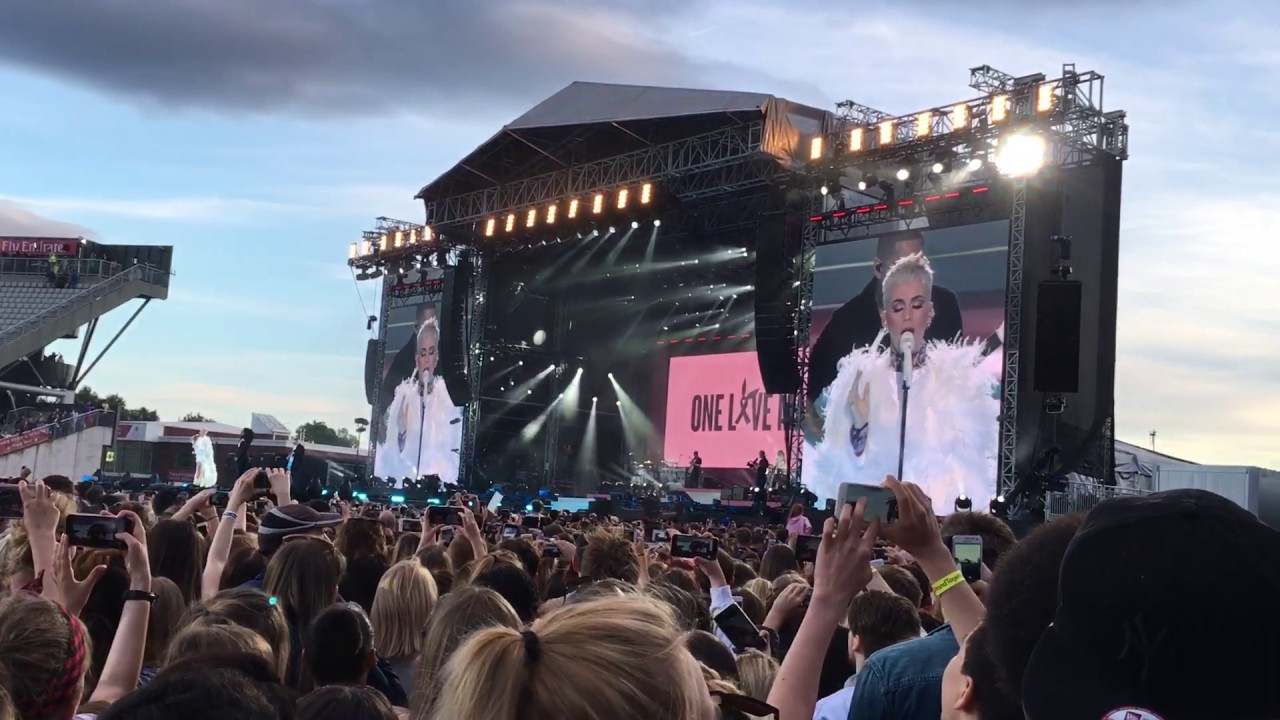 Katy Perry, Part Of Me - Ariana Grande & Friends, One Love Manchester