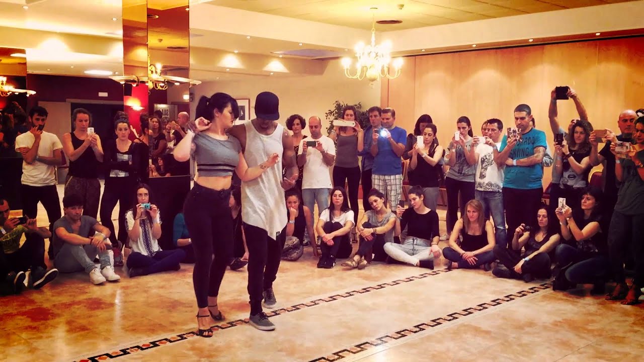 Mike Even´s & Marta Oteiza /// SANTA KIZZ 2015