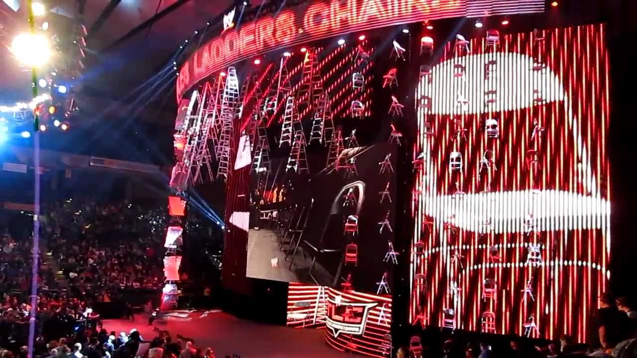 Big Show and Mark Henry LIVE entrances TLC